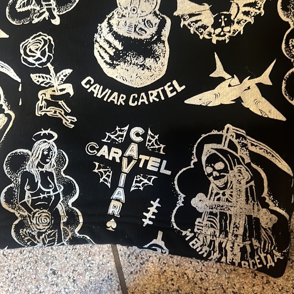 Caviar Cartel shorts Sz L - Picture 5 of 6